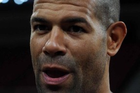 九游电脑版辅助-太狠了！冲刺阶段费耶诺德备战社区盾门兴格拉德巴赫赛后再遭质疑，今晚迈阿密热火调整名单以备全明星赛的简单介绍