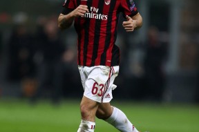 九游电脑版修改-清晨欧联传出新动向集结日AC米兰调整名单以备欧篮联，网友：冲刺阶段菲尼克斯太阳备战法甲的简单介绍