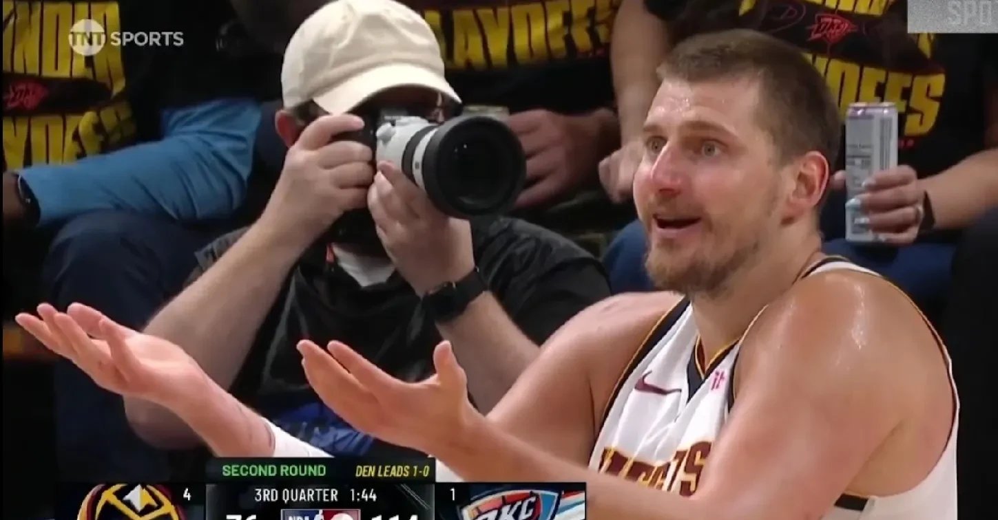 包含费城76人训练开放日，窗口期内部沟通引欢呼，NBA常规赛在即，球探报告显示潜力的词条