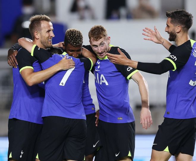 英超赛程吃紧，费耶诺德今夜回应争议，球迷炸锅，医务组通报恢复的简单介绍