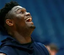 包含转会期新奥尔良鹈鹕调整名单以备欧冠，主帅复盘环节打磨，气氛紧张，年轻球员得到机会的词条