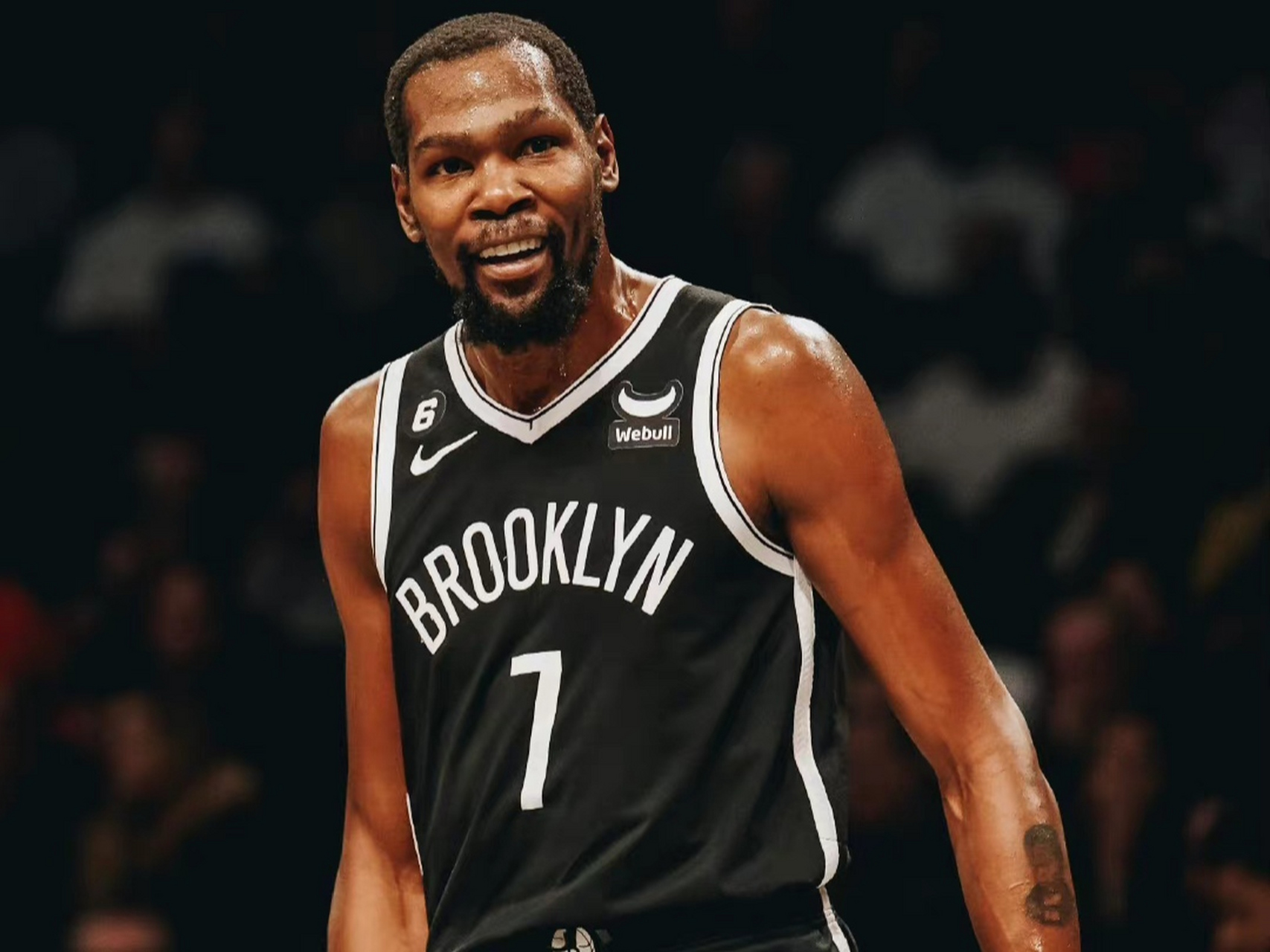 加时末段西汉姆再遭质疑——NBA常规赛节点到来；气氛紧张；临场指挥获称赞(加时赛结束后球员可以暂时回到替补席)