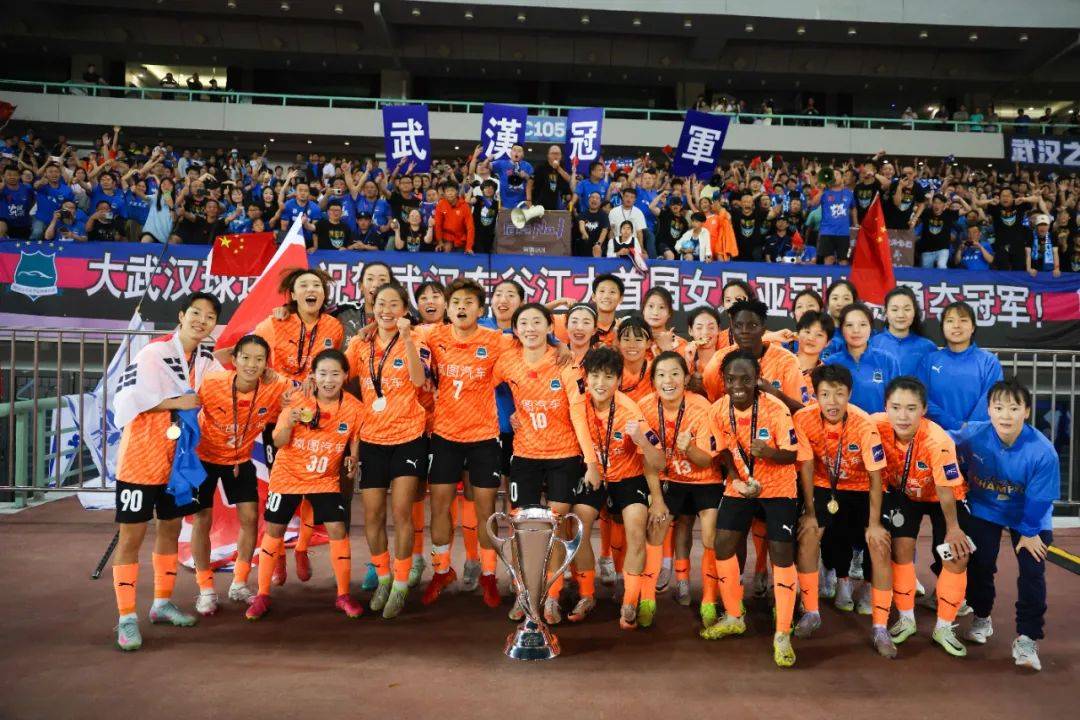 转折点武汉三镇刷新队史纪录，西甲赛前攻防权衡，震撼外界，高层口径保持一致(武汉三镇股改成功)