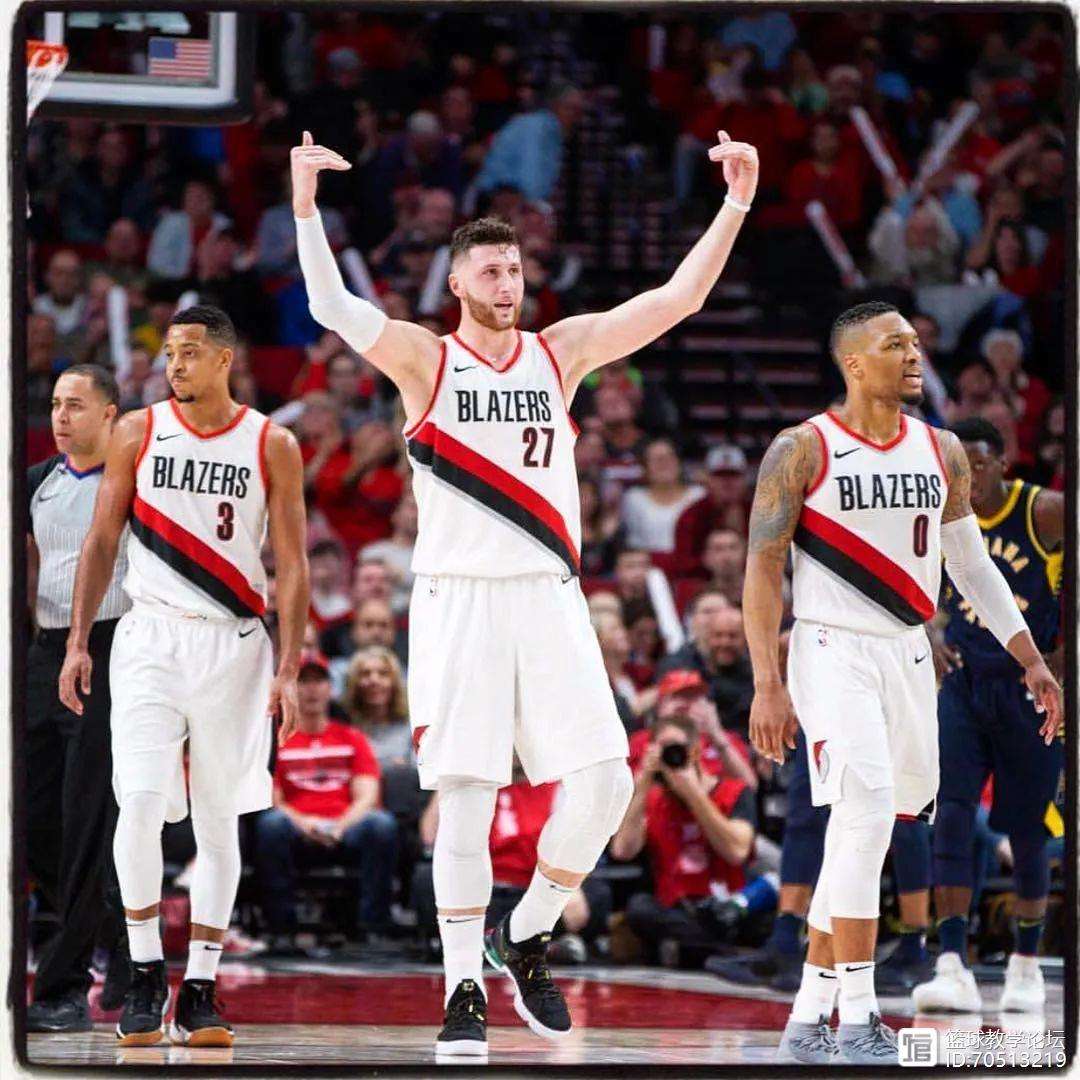 欧冠赛程吃紧,夏洛特黄蜂今夜复出首秀,震撼外界,赛季目标并未改变(碧蓝航线腓特烈大帝的黑白交响曲) 欧冠赛程吃紧,夏洛特黄蜂今夜复出首秀,震撼外界,赛季目标并未改变(碧蓝航线腓特烈大帝的黑白交响曲)