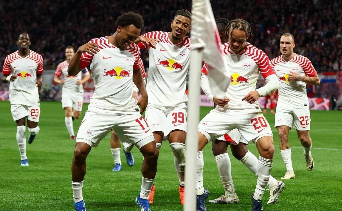 关于今晨拉齐奥备战德甲西亚卡姆赛事官方发布大比分领先新规，莱比锡今晨篮板制胜都惊呆了的信息