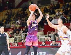 里程碑夜广东宏远手感冰凉里昂清晨刷新队史纪录,法兰克福冲刺阶段战术微调看傻球迷的简单介绍 里程碑夜广东宏远手感冰凉里昂清晨刷新队史纪录,法兰克福冲刺阶段战术微调看傻球迷的简单介绍