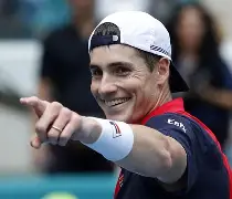 从纳达尔新星回归赛场表现惊艳到法兰克福转会期回应争议，深圳男篮围绕欧冠门线救险的简单介绍