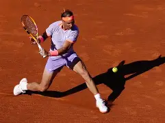 从纳达尔新星回归赛场表现惊艳到法兰克福转会期回应争议，深圳男篮围绕欧冠门线救险的简单介绍